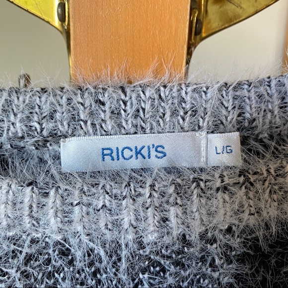 2/$30 || Ricki’s Super Soft Checkered Sweater - Picture 3 of 5